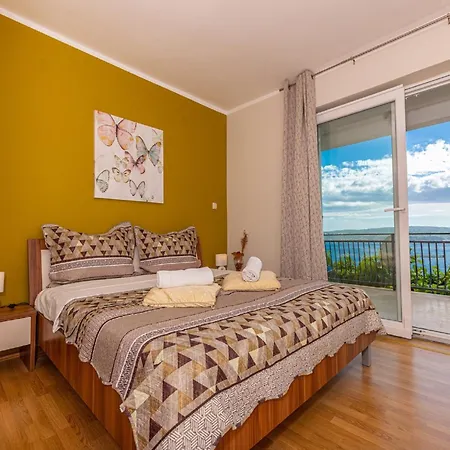 Apartament Luxurious In With Swimming Pool Dramalj