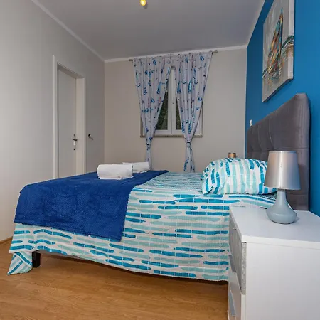 Luxurious In With Swimming Pool Apartment Dramalj