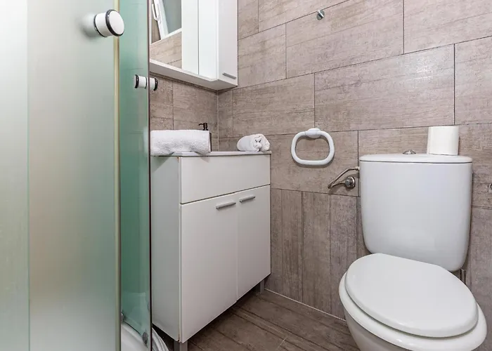 公寓 Luxurious In With Swimming Pool 德拉马利