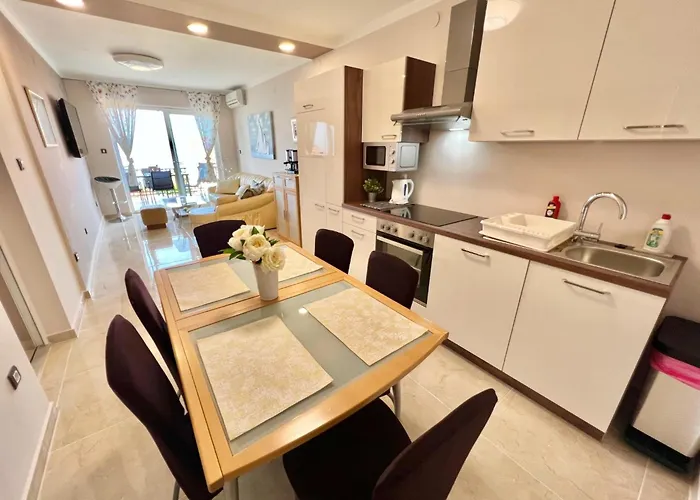 Apartament Luxurious In With Swimming Pool *